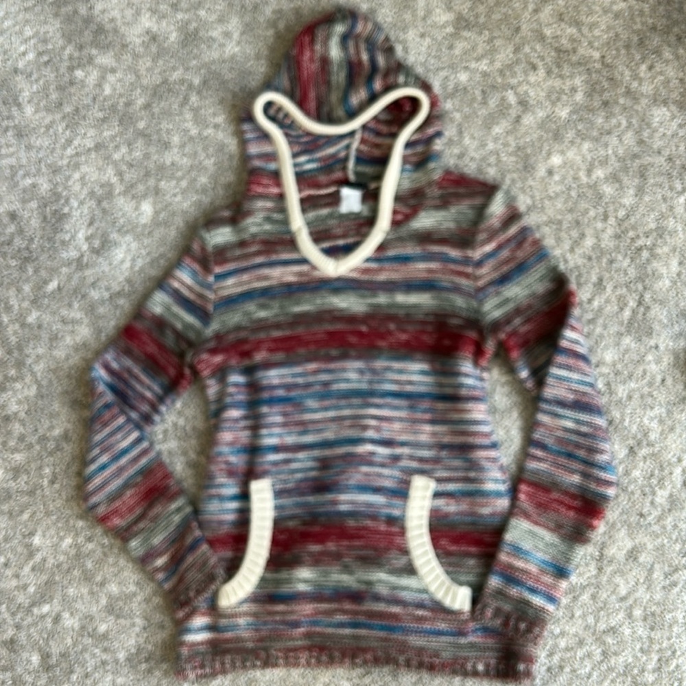 Venus Ladies Long sleeve Sweater with hood size Small